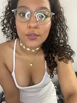Liz 2431 online show from June 25, 2026, 2:33 pm