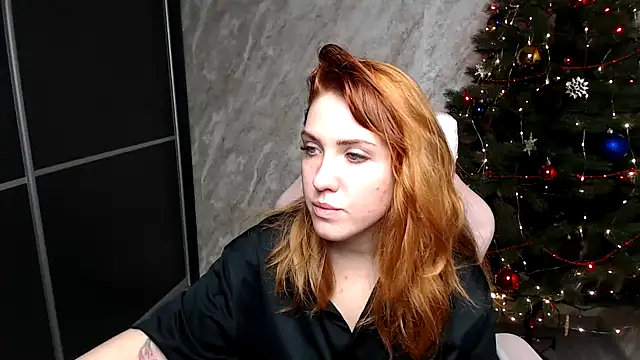 Snapshot of Reginasmilee chatting on December 19, 2025, 11:34 am Reginasmilee online show from December 19, 2025, 11:34 am