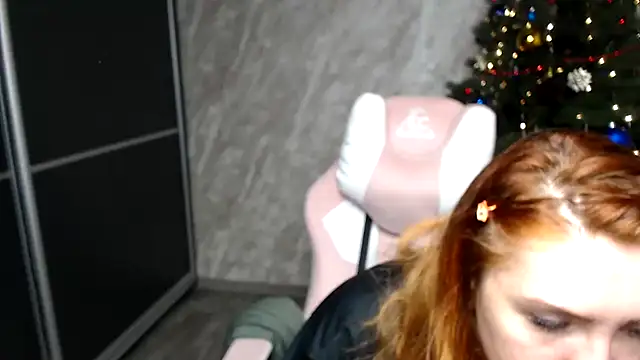 Snapshot of Reginasmilee chatting on December 20, 2025, 2:58 am Reginasmilee online show from December 20, 2025, 2:58 am