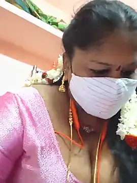 yalini1431 online show from July 10, 2026, 7:47 pm