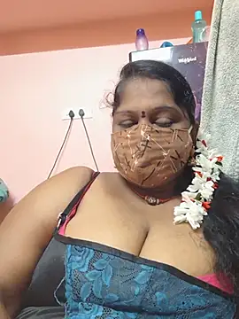 yalini1431 online show from June 25, 2026, 5:51 pm