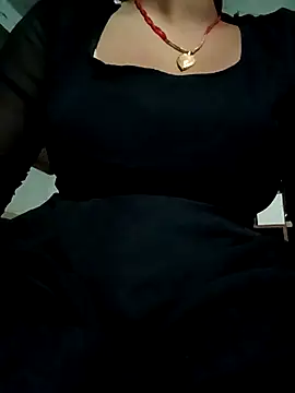 Snapshot of Hot_Shoniya chatting on August 7, 2026, 2:56 pm Hot Shoniya online show from August 7, 2026, 2:56 pm