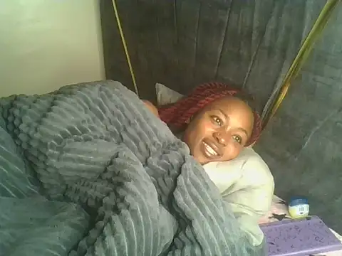 Prettyquueen online show from August 6, 2026, 5:24 am
