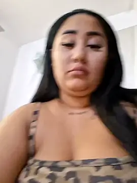 Valentina Tilly online show from July 28, 2026, 5:12 pm