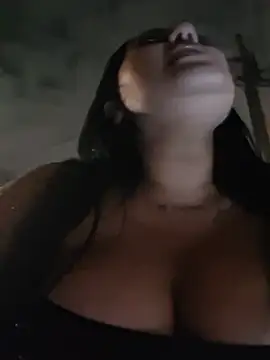 Valentina Tilly online show from August 3, 2026, 2:19 am