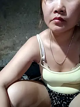 Emma-18h online show from July 20, 2026, 12:40 pm