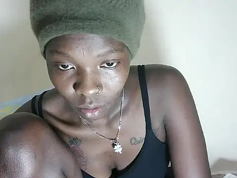 pretty sandie online show from July 11, 2026, 12:27 pm