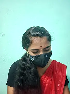 Snapshot of Megavarthinii chatting on July 12, 2026, 3:18 am Megavarthinii online show from July 12, 2026, 3:18 am