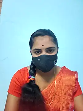 Snapshot of Megavarthinii chatting on July 8, 2026, 3:24 pm Megavarthinii online show from July 8, 2026, 3:24 pm