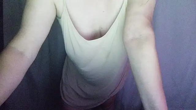 sexynipl online show from August 7, 2026, 10:38 pm