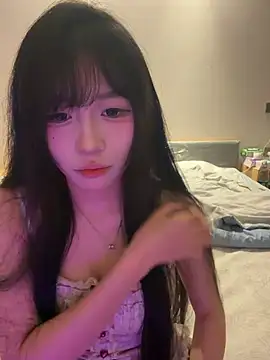 wanwan-baobei online show from June 28, 2026, 1:17 pm