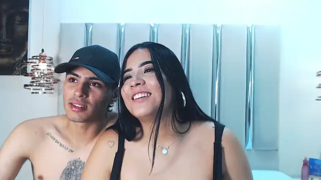 Snapshot of BiancaAndDominic chatting on June 27, 2026, 7:47 am BiancaAndDominic online show from June 27, 2026, 7:47 am