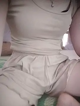 Snapshot of Rishu-Jay chatting on June 25, 2026, 8:08 am Rishu-Jay online show from June 25, 2026, 8:08 am