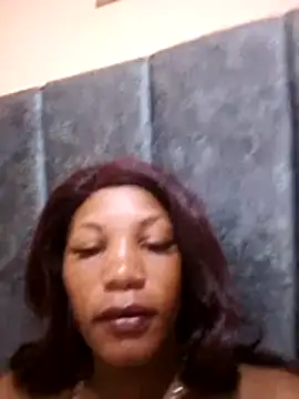 ceciliy online show from August 3, 2026, 5:04 am