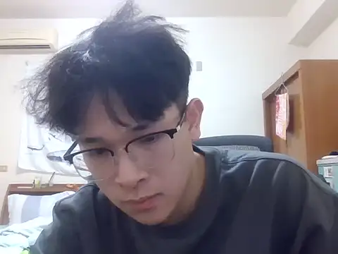 Snapshot of xkinn97 chatting on June 30, 2026, 10:26 am xkinn97 online show from June 30, 2026, 10:26 am