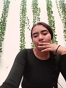 Snapshot of AlanaMontiel chatting on July 13, 2026, 12:48 pm AlanaMontiel online show from July 13, 2026, 12:48 pm
