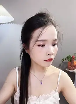 xiaojiujiu0013 online show from July 27, 2026, 1:40 pm