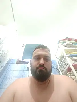 Horneymonster222 online show from July 17, 2026, 3:53 pm
