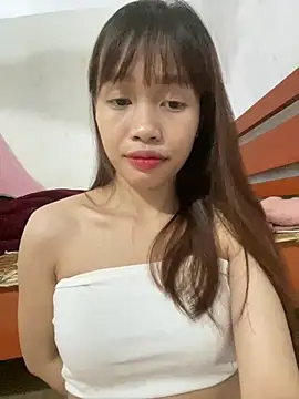 Snapshot of Nhii_Cum chatting on July 1, 2026, 2:56 am Nhii Cum online show from July 1, 2026, 2:56 am