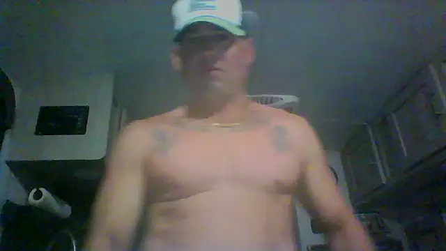 Snapshot of Reelg21 chatting on August 1, 2026, 9:07 am Reelg21 online show from August 1, 2026, 9:07 am