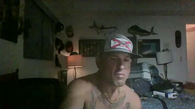 Snapshot of Reelg21 chatting on July 15, 2026, 8:10 am Reelg21 online show from July 15, 2026, 8:10 am