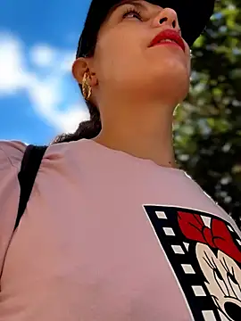 ALYSSON  11 online show from July 7, 2026, 1:58 pm
