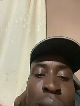 Snapshot of fuckboy2521 chatting on July 2, 2026, 12:55 am fuckboy2521 online show from July 2, 2026, 12:55 am