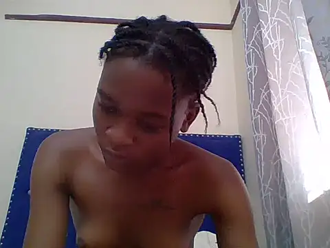 petitedesire-7 online show from July 28, 2026, 6:10 am