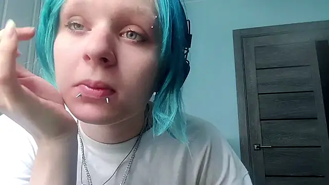 Snapshot of ZolaCoonradt chatting on July 6, 2026, 1:18 pm ZolaCoonradt online show from July 6, 2026, 1:18 pm