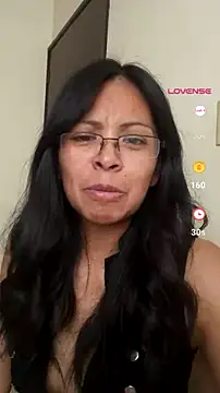 Snapshot of sweet_tulipan chatting on July 13, 2026, 10:09 pm sweet tulipan online show from July 13, 2026, 10:09 pm