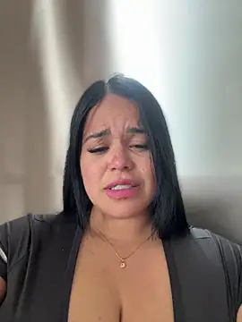 AliceStarshine online show from April 5, 2026, 4:46 pm