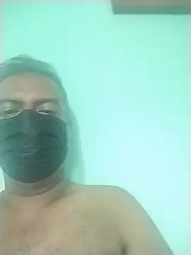 Snapshot of daddy_small_dick chatting on July 4, 2026, 12:53 pm daddy small dick online show from July 4, 2026, 12:53 pm