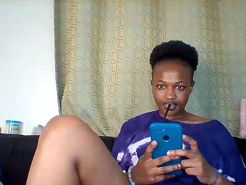 Snapshot of Vixen_vera chatting on July 7, 2026, 6:58 am Vixen vera online show from July 7, 2026, 6:58 am