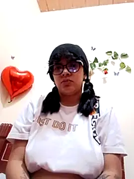 Snapshot of MacG21_ chatting on July 15, 2026, 3:08 pm MacG21 online show from July 15, 2026, 3:08 pm