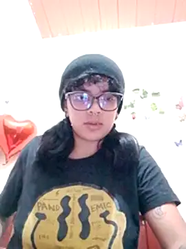 Snapshot of MacG21_ chatting on July 10, 2026, 3:12 pm MacG21 online show from July 10, 2026, 3:12 pm