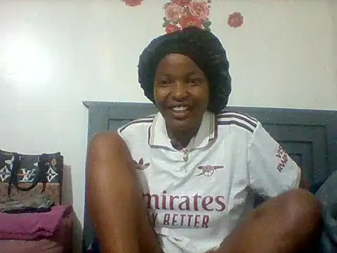 Snapshot of Butterflyerra chatting on July 21, 2026, 9:49 pm Butterflyerra online show from July 21, 2026, 9:49 pm