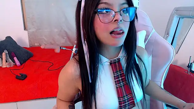 Candyvibe  online show from July 7, 2026, 6:47 am