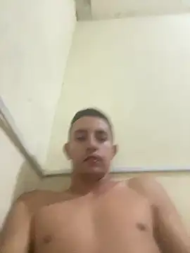 Lukabezerra1 online show from July 7, 2026, 2:36 am