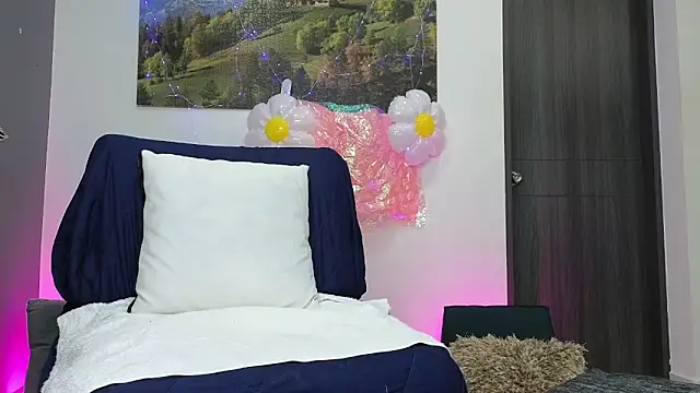 Snapshot of katiasupreme1 chatting on February 1, 2026, 3:54 pm katiasupreme1 online show from February 1, 2026, 3:54 pm