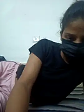 Snapshot of Lovely-Gupta chatting on July 23, 2026, 4:58 pm Lovely-Gupta online show from July 23, 2026, 4:58 pm