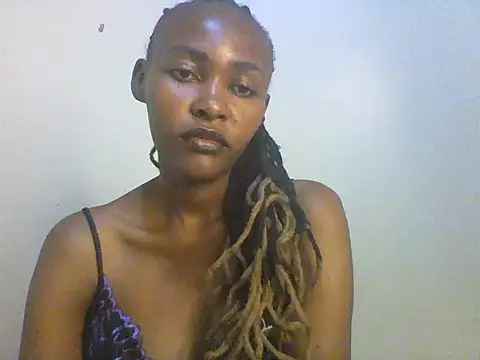 Snapshot of Swexie_love chatting on July 7, 2026, 4:10 pm Swexie love online show from July 7, 2026, 4:10 pm