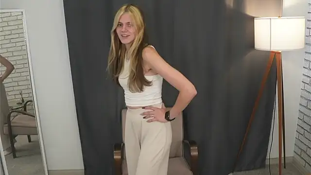 JessicaNyberg online show from July 8, 2026, 4:46 am