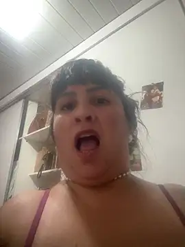 Snapshot of moranquinho chatting on July 7, 2026, 10:35 pm moranquinho online show from July 7, 2026, 10:35 pm