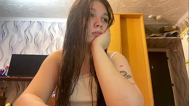 Snapshot of SallyFacing chatting on July 24, 2026, 1:18 pm SallyFacing online show from July 24, 2026, 1:18 pm