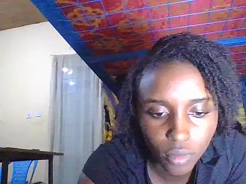 Snapshot of Sexie-Fie chatting on July 11, 2026, 5:57 pm Sexie-Fie online show from July 11, 2026, 5:57 pm
