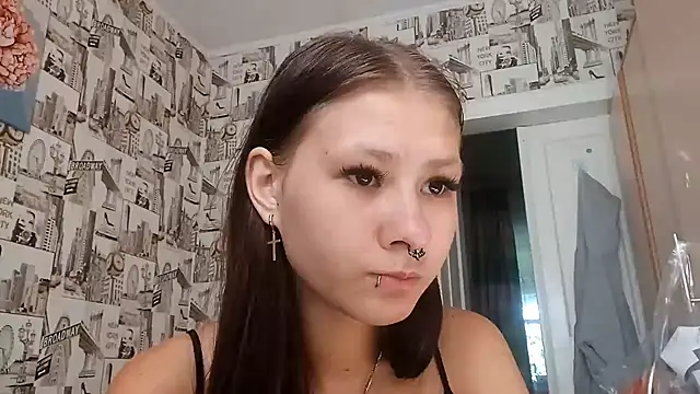 Snapshot of Just__Darling chatting on July 15, 2026, 2:02 pm Just Darling online show from July 15, 2026, 2:02 pm