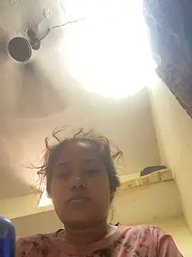 Diamond-girl143 online show from July 12, 2026, 5:41 am