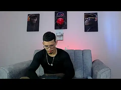 Snapshot of Ethan_rodgers01 chatting on July 14, 2026, 1:50 pm Ethan rodgers01 online show from July 14, 2026, 1:50 pm