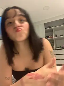 ruemi rose online show from July 12, 2026, 2:45 am