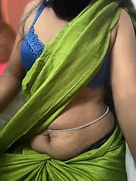 Snapshot of Tumhari_kalyani_mallu chatting on July 19, 2026, 7:17 am Tumhari kalyani mallu online show from July 19, 2026, 7:17 am